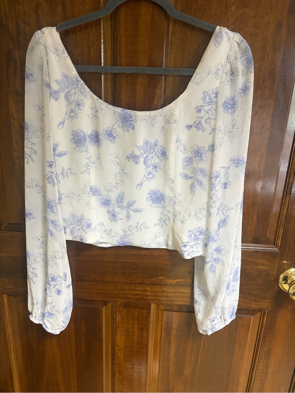 House of Harlow 1960 Cream Crop Top with Light Blue Floral Print